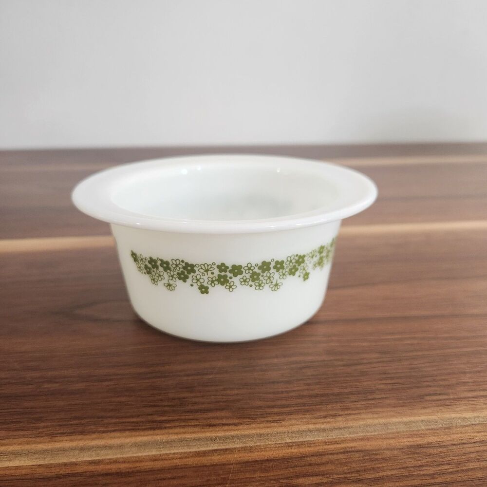 PYREX Vintage Crazy Daisy Spring Blossom Butter Dish Bowl No Lid 75 Corning
